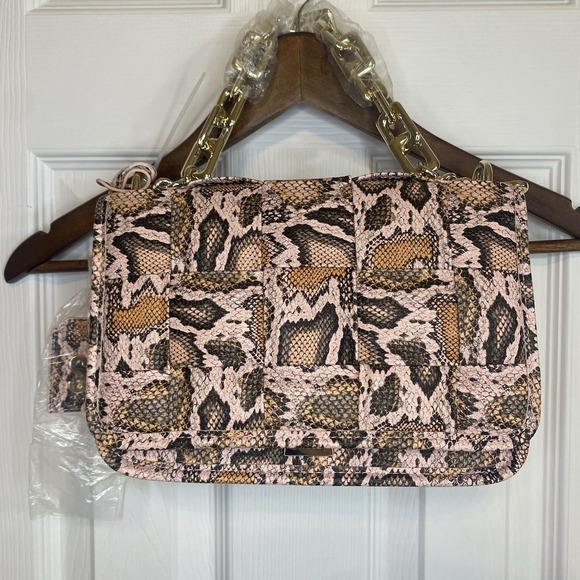 Steve Madden Crossbody Purse Bag Blush Pink Snake BFERAL BSHFA Gold Chain NEW - Picture 1 of 5
